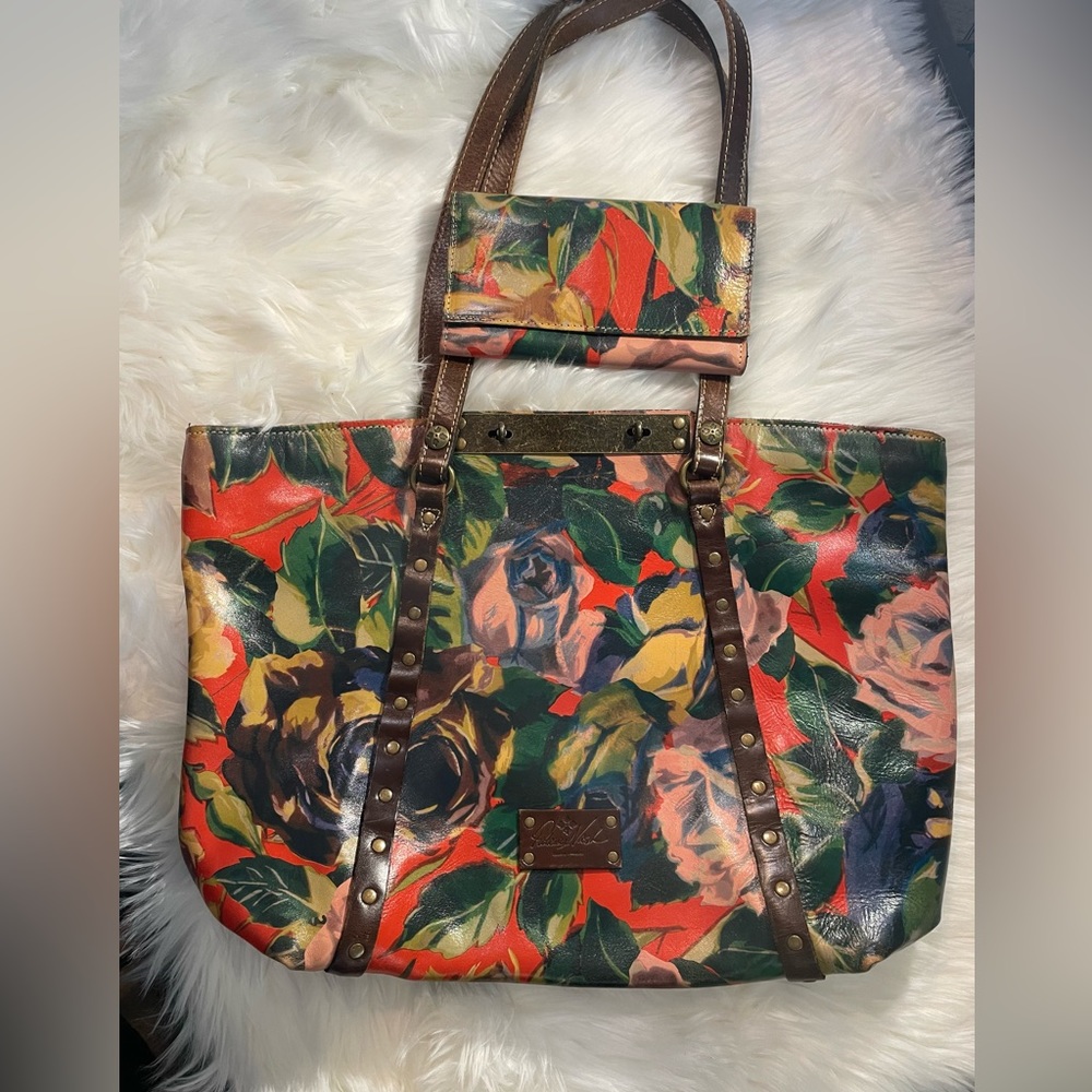 Patricia Nash matching Leather Shoulder bag & Wallet